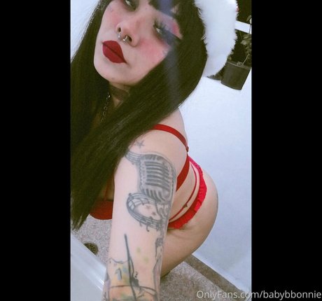 Foto di nudo di fuga di OnlyFans di Babybbonnie