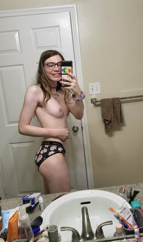 Emilybunoof