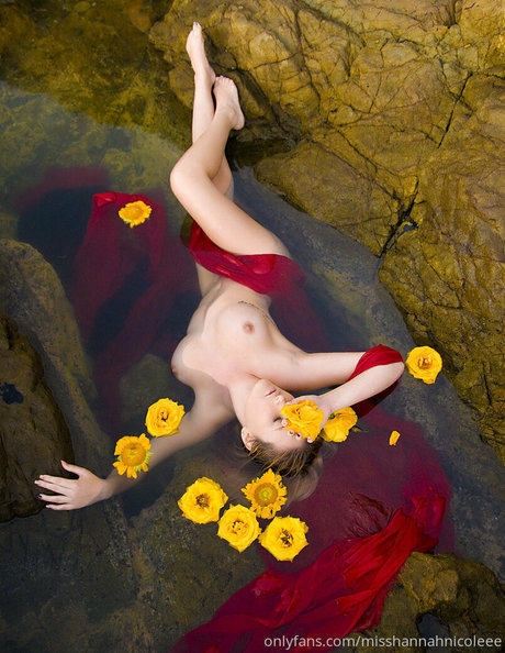 Misshannahnicoleee