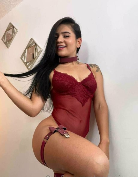 Foto di nudo di fuga di OnlyFans di Megairisxxx
