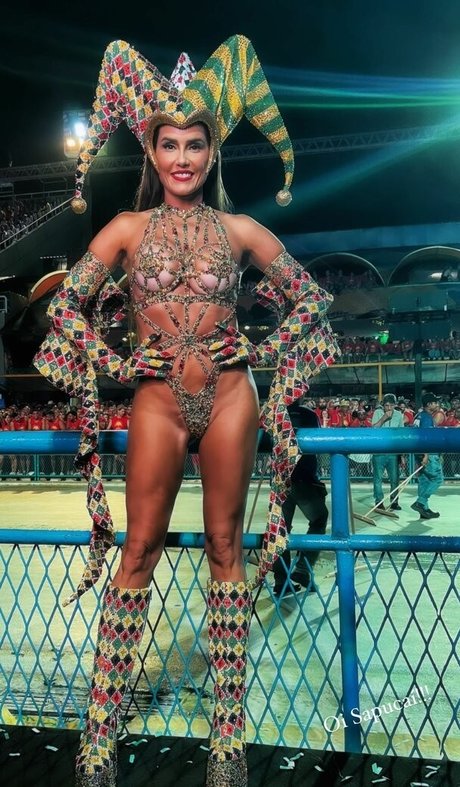 Deborah Secco