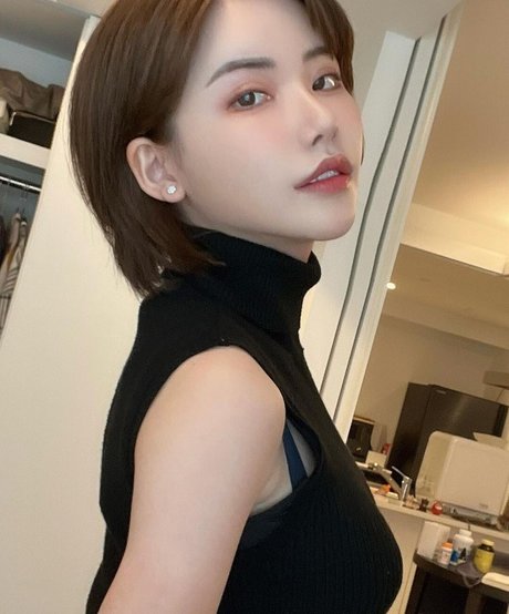 Eimi Fukada