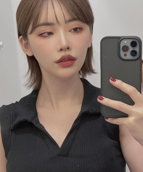 Foto di nudo di fuga di OnlyFans di Eimi Fukada