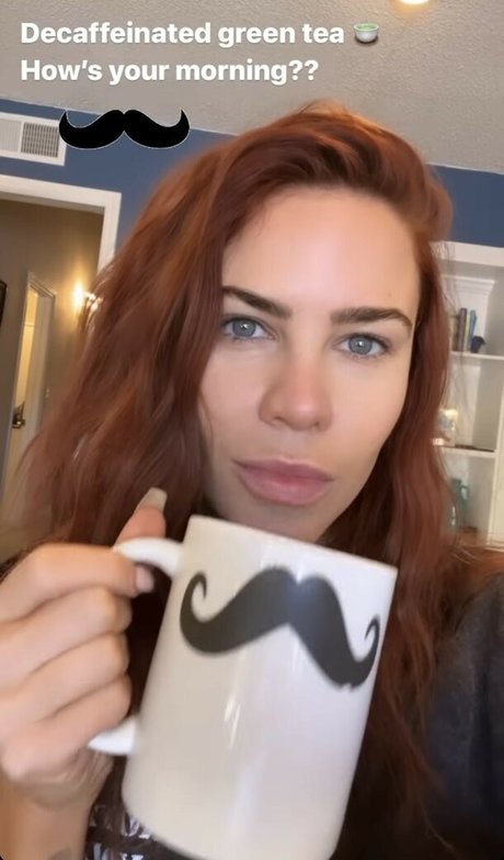 Courtney Hope