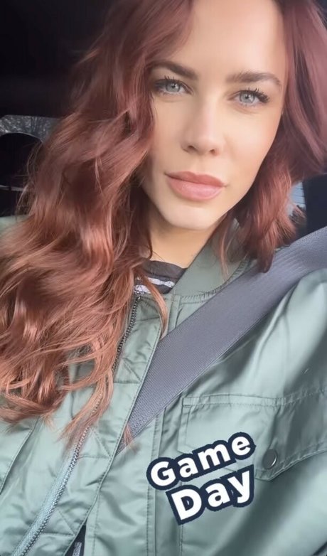 Courtney Hope