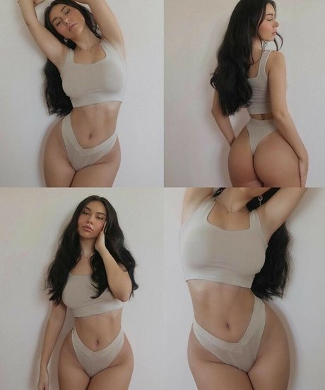 Foto di nudo di fuga di OnlyFans di Doina Barbaneagra