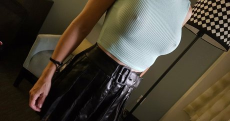 Hotwife