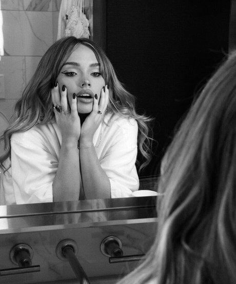 Foto di nudo di fuga di OnlyFans di Natalie Alyn Lind