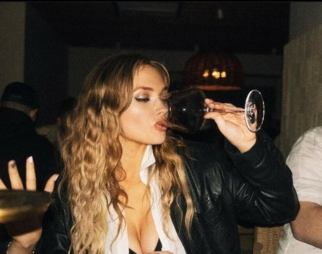 Natalie Alyn Lind