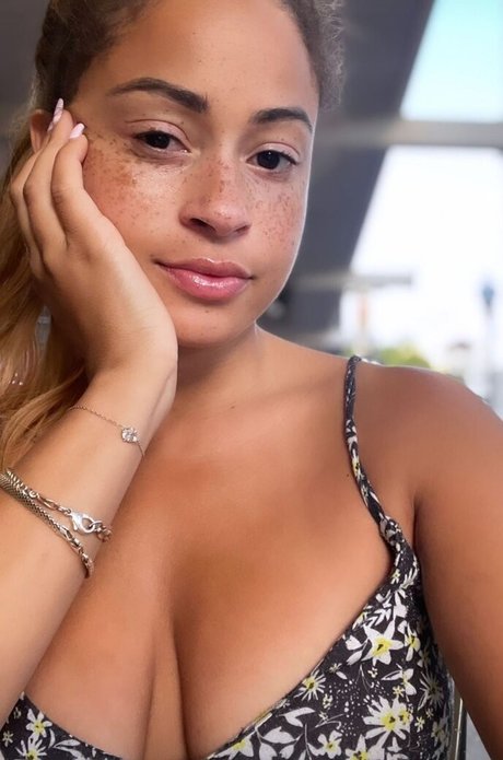 Kayla Braxton