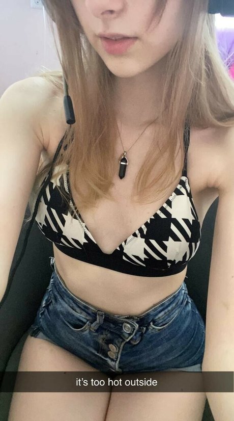 Foto di nudo di fuga di OnlyFans di Starishere69