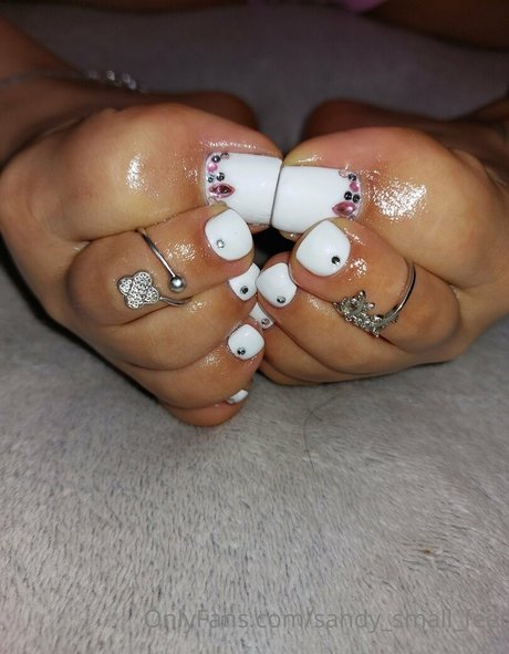 Sandysmallfeet