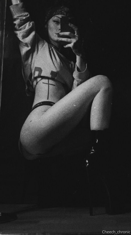 Foto di nudo di fuga di OnlyFans di Freecheechchronic