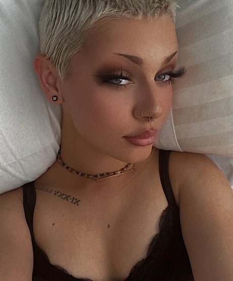 Foto di nudo di fuga di OnlyFans di Kirstin Anderson