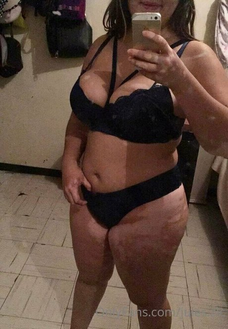 Foto di nudo di fuga di OnlyFans di Juleszlc