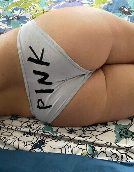Foto di nudo di fuga di OnlyFans di Liz6969