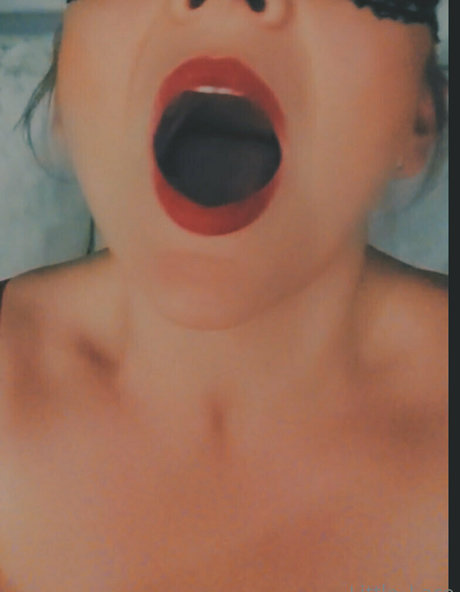 Foto di nudo di fuga di OnlyFans di Littlelace