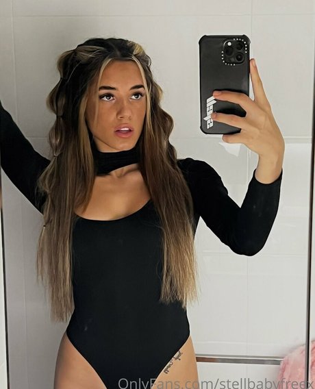 Foto di nudo di fuga di OnlyFans di Stellbabyfreex