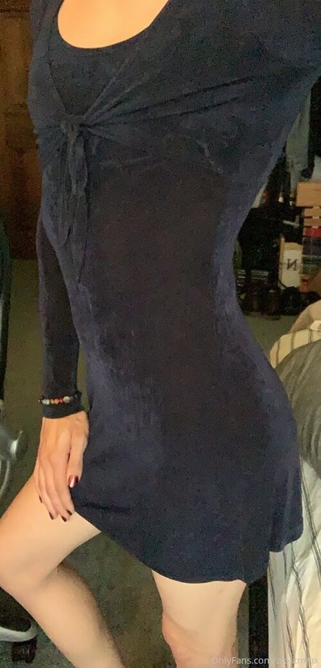 Foto di nudo di fuga di OnlyFans di Alostminx