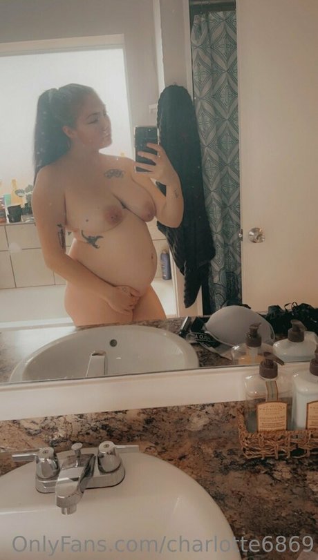 Charlotte6869