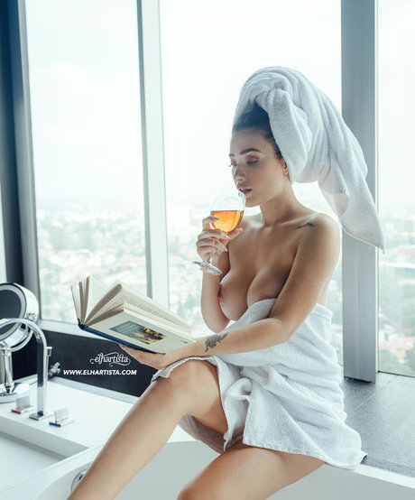 Foto di nudo di fuga di OnlyFans di Elhartista