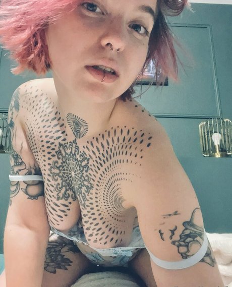Foto di nudo di fuga di OnlyFans di Lucylleph1