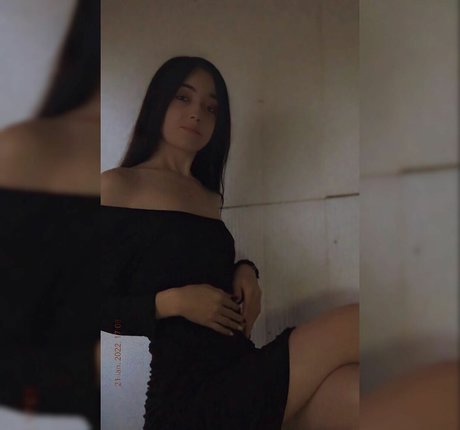 Foto di nudo di fuga di OnlyFans di Alymaria18