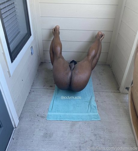 Foto di nudo di fuga di OnlyFans di Jodymuscle