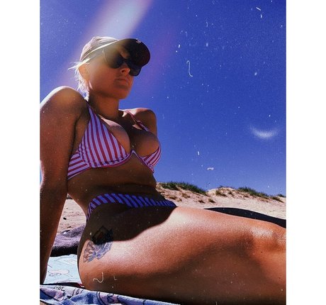 Foto di nudo di fuga di OnlyFans di Bikiniwarriorgb