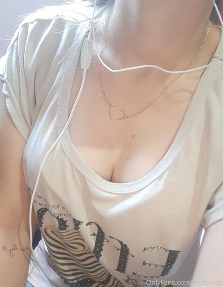 Foto di nudo di fuga di OnlyFans di Feet Braga