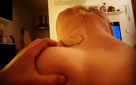 Foto di nudo di fuga di OnlyFans di Susitaxx