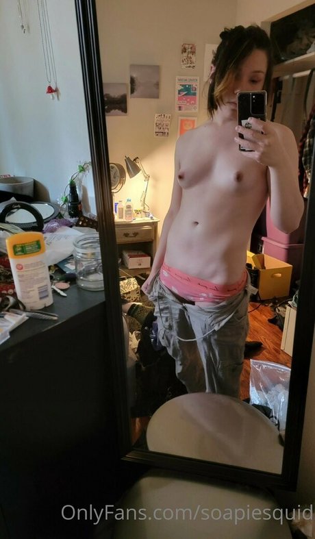 Foto di nudo di fuga di OnlyFans di Soapiesquid