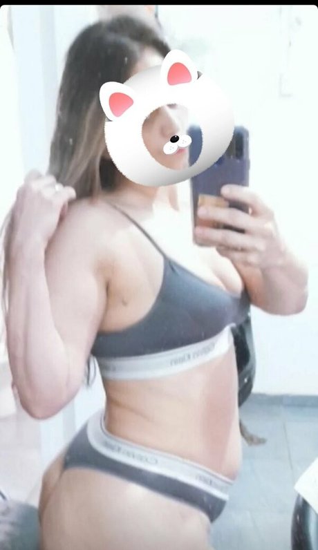 Foto di nudo di fuga di OnlyFans di Curvycristinaah