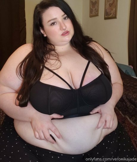 Foto di nudo di fuga di OnlyFans di Veronikajade