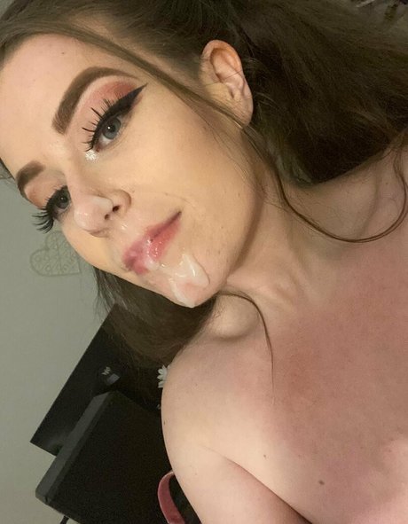 Foto di nudo di fuga di OnlyFans di Ameliaskye