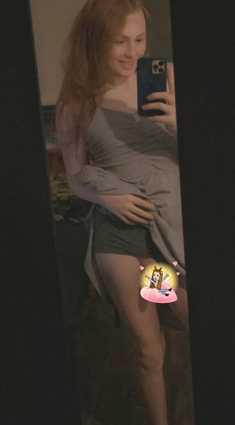 Foto di nudo di fuga di OnlyFans di Shytransfree