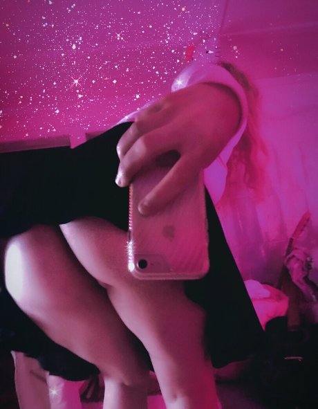 Foto di nudo di fuga di OnlyFans di Hollynicolebtch