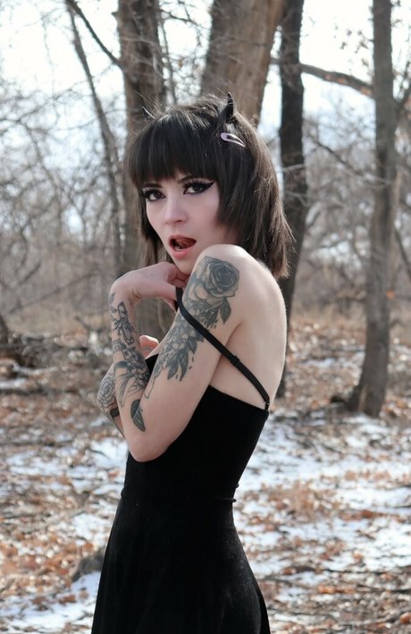 Foto di nudo di fuga di OnlyFans di Gothkitteen