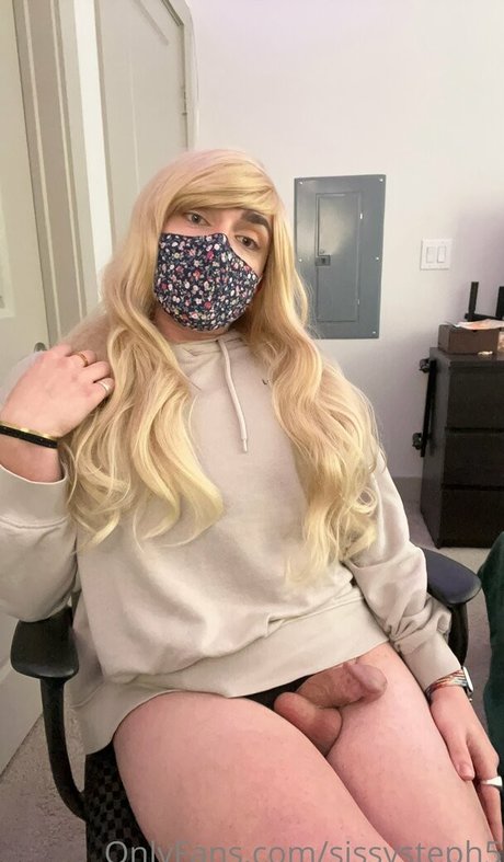 Sissysteph5