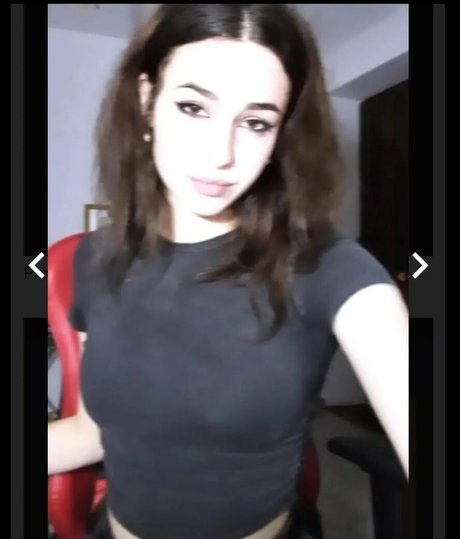 Foto di nudo di fuga di OnlyFans di Oana
