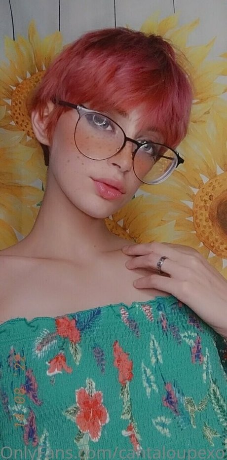 Foto di nudo di fuga di OnlyFans di Cantaloupexo