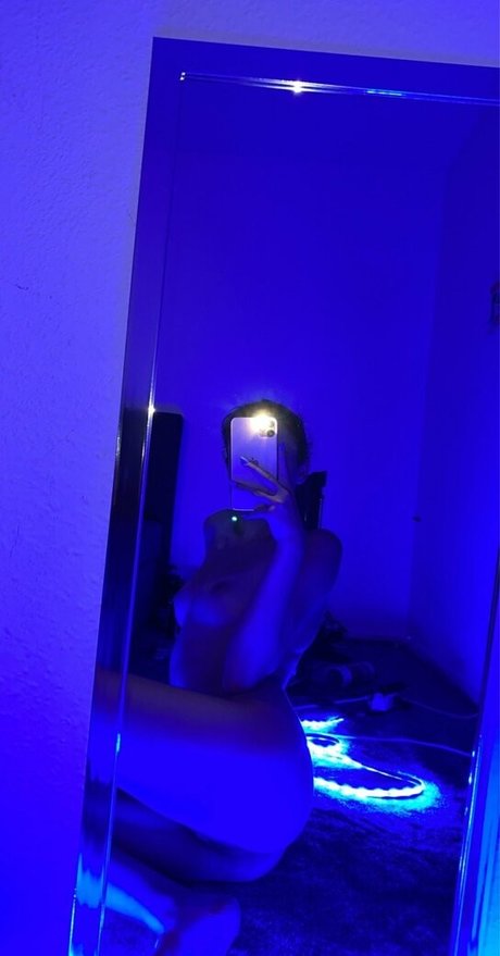 Foto di nudo di fuga di OnlyFans di Svenjaarl9
