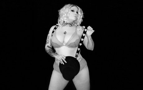 Foto di nudo di fuga di OnlyFans di Jennastarlightfree