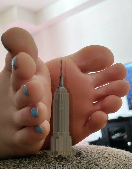 Foto di nudo di fuga di OnlyFans di Micromegts