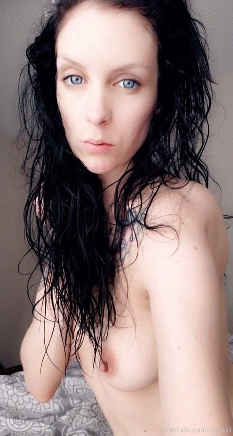 Foto di nudo di fuga di OnlyFans di Cryptid