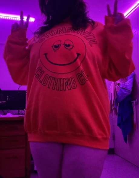 Foto di nudo di fuga di OnlyFans di Pixiiestixx