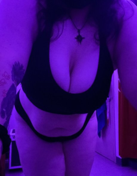Foto di nudo di fuga di OnlyFans di Pixiiestixx