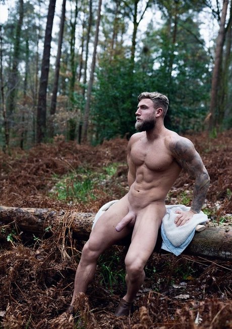 Foto di nudo di fuga di OnlyFans di Mattygilbert91