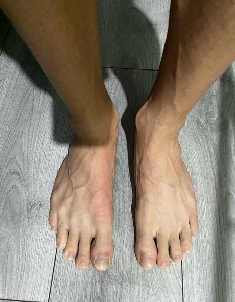 Foto di nudo di fuga di OnlyFans di Mattygilbert91