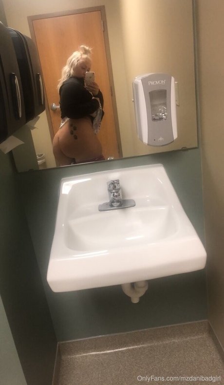 Mzdanibadgirl